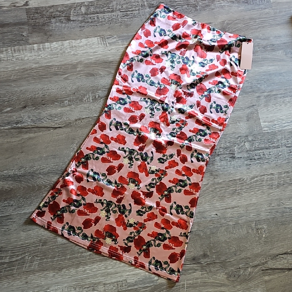 Micas Pink Floral Mini Skirt Medium NWT Ruched A Line Summer Skirt - Picture 1 of 5